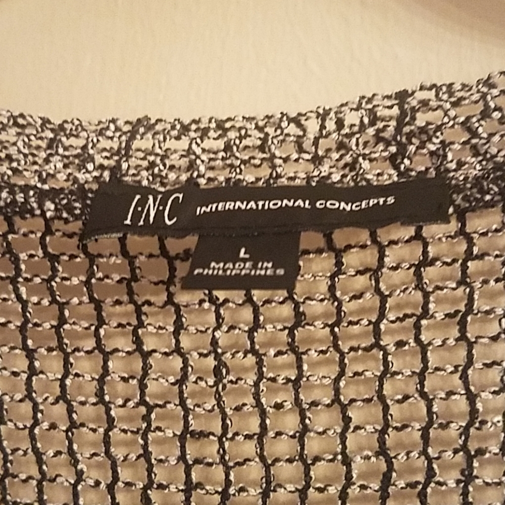 INC INTERNATIONAL CONCEPRS TOP. - Picture 2 of 8
